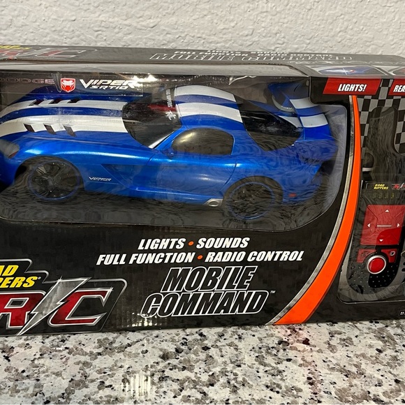 Dodge Viper Remote control SRT-10 blue- white car - Picture 13 of 14